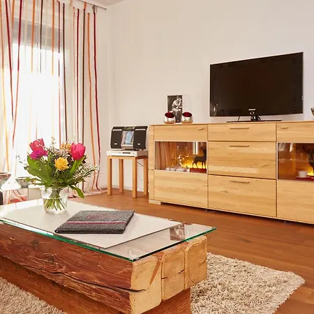 Alpenflair Whg 101+213 Appartement *